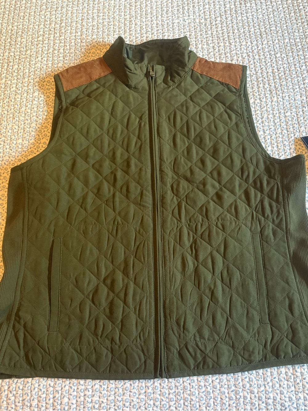Chaps Quilted Vest Olive Green Suede Shoulder NWT